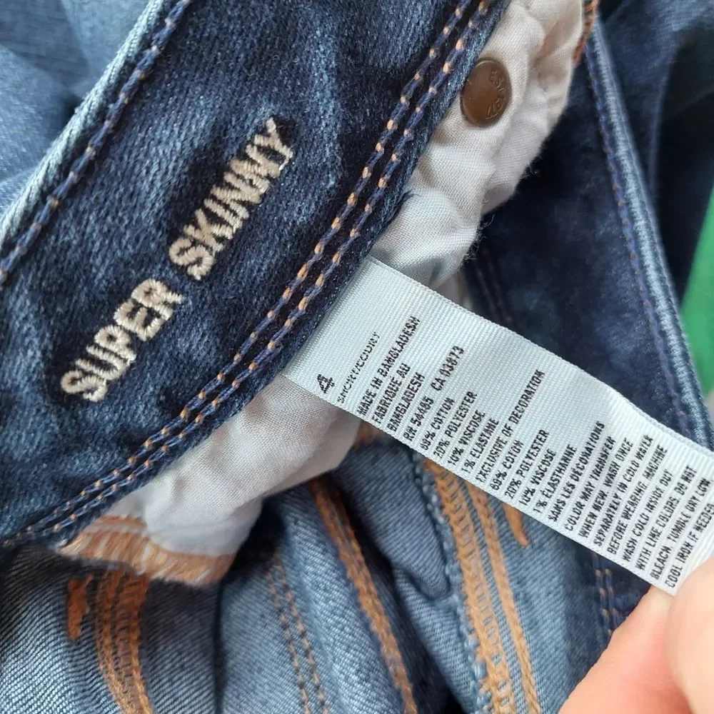 American Eagle Outfitters Dark/Medium Wash Super Skinny Denim Jeans 4 EUC - Picture 4 of 5